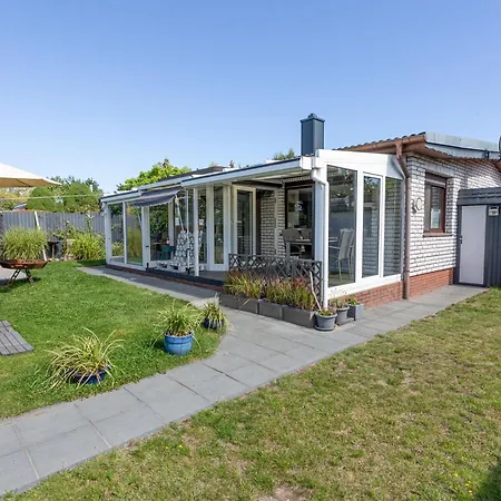 Haus Holiday home Loissin